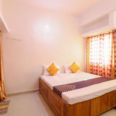 Spot On Hotel Om Kanha Bilāspur Esterno foto