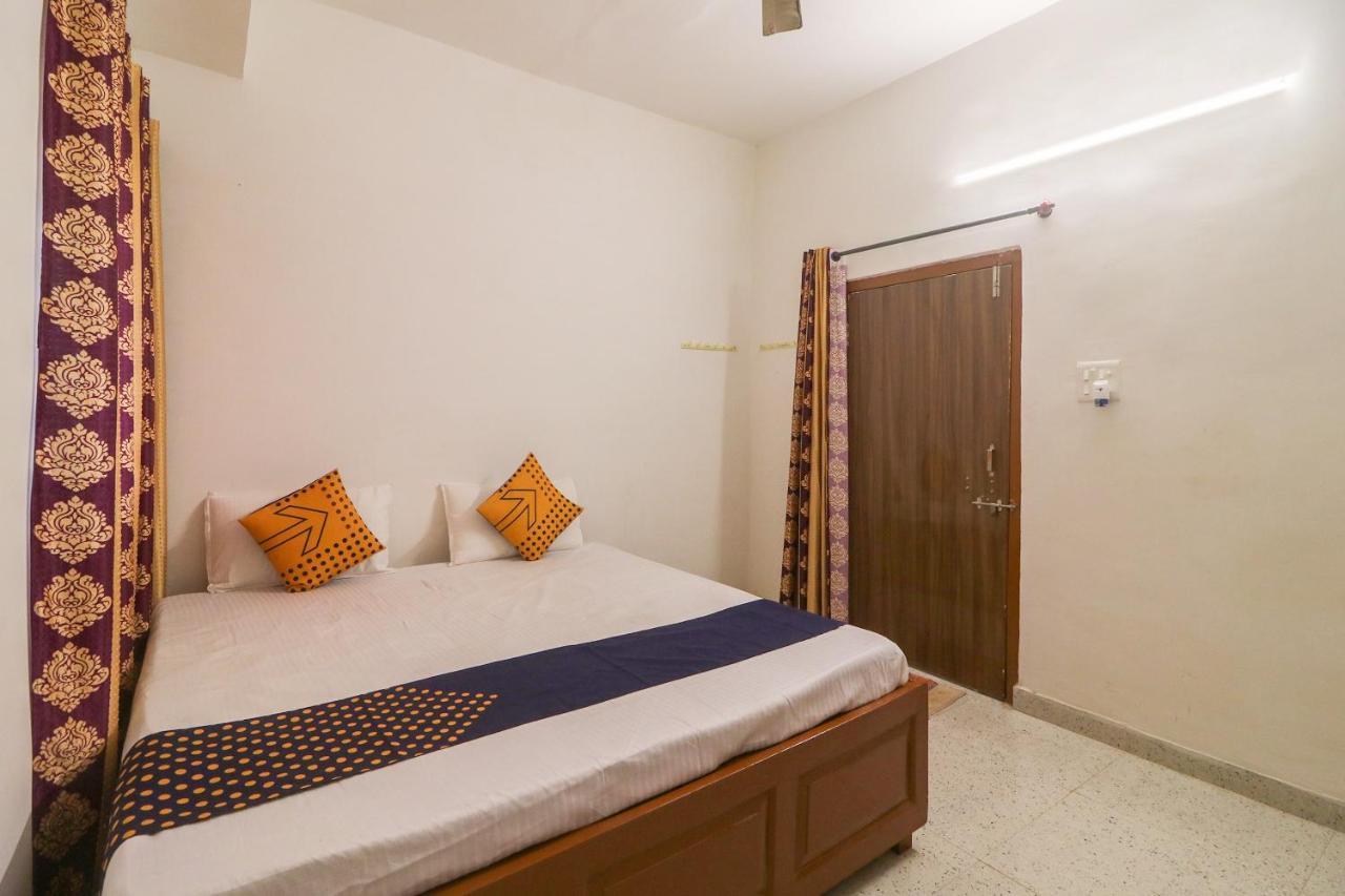 Spot On Hotel Om Kanha Bilāspur Esterno foto