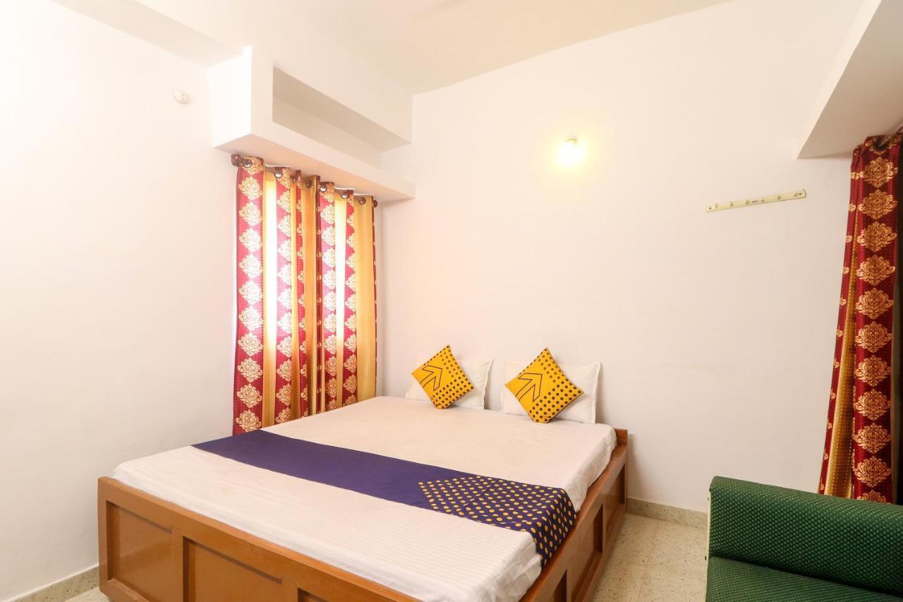Spot On Hotel Om Kanha Bilāspur Esterno foto
