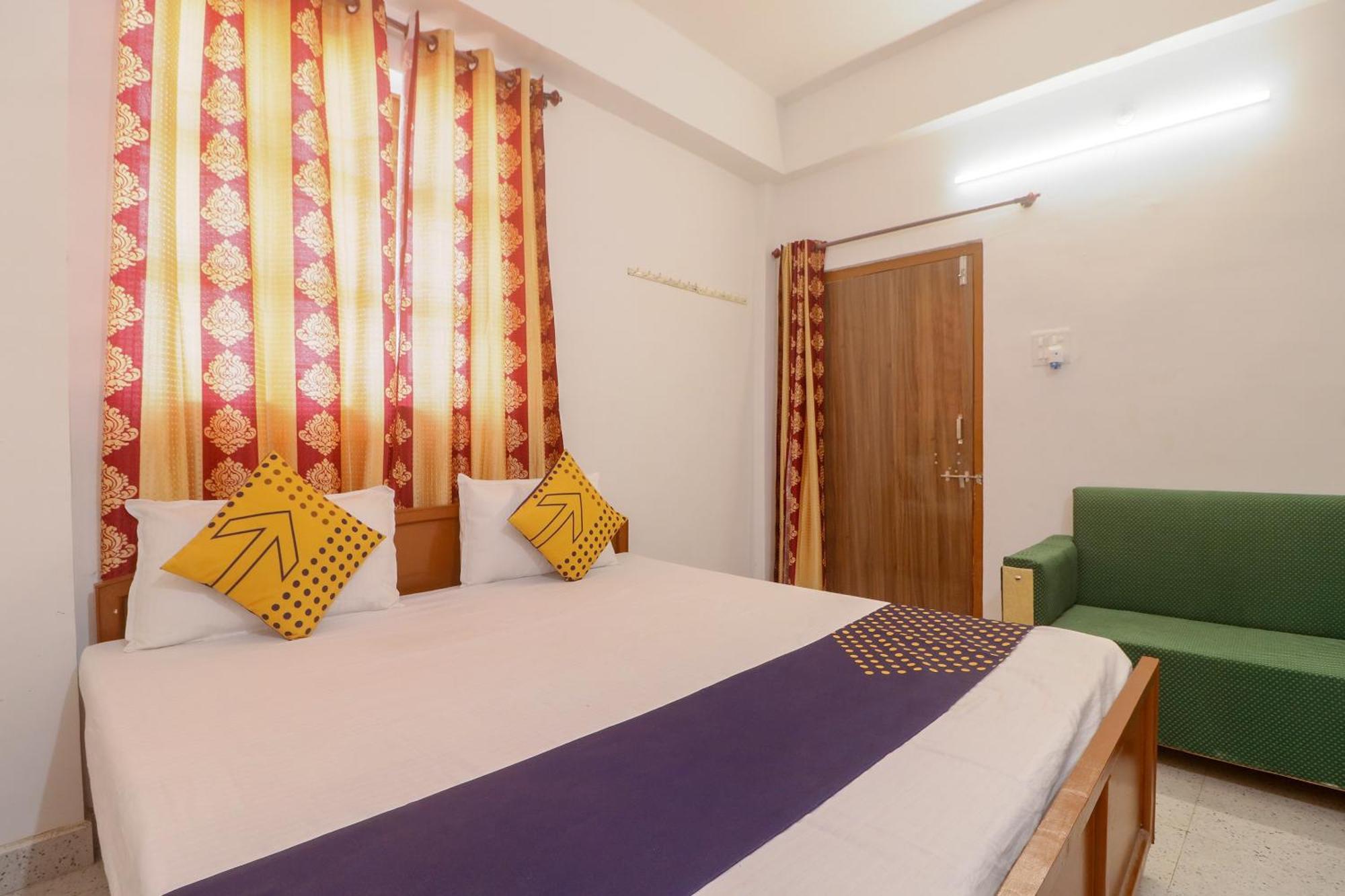 Spot On Hotel Om Kanha Bilāspur Esterno foto