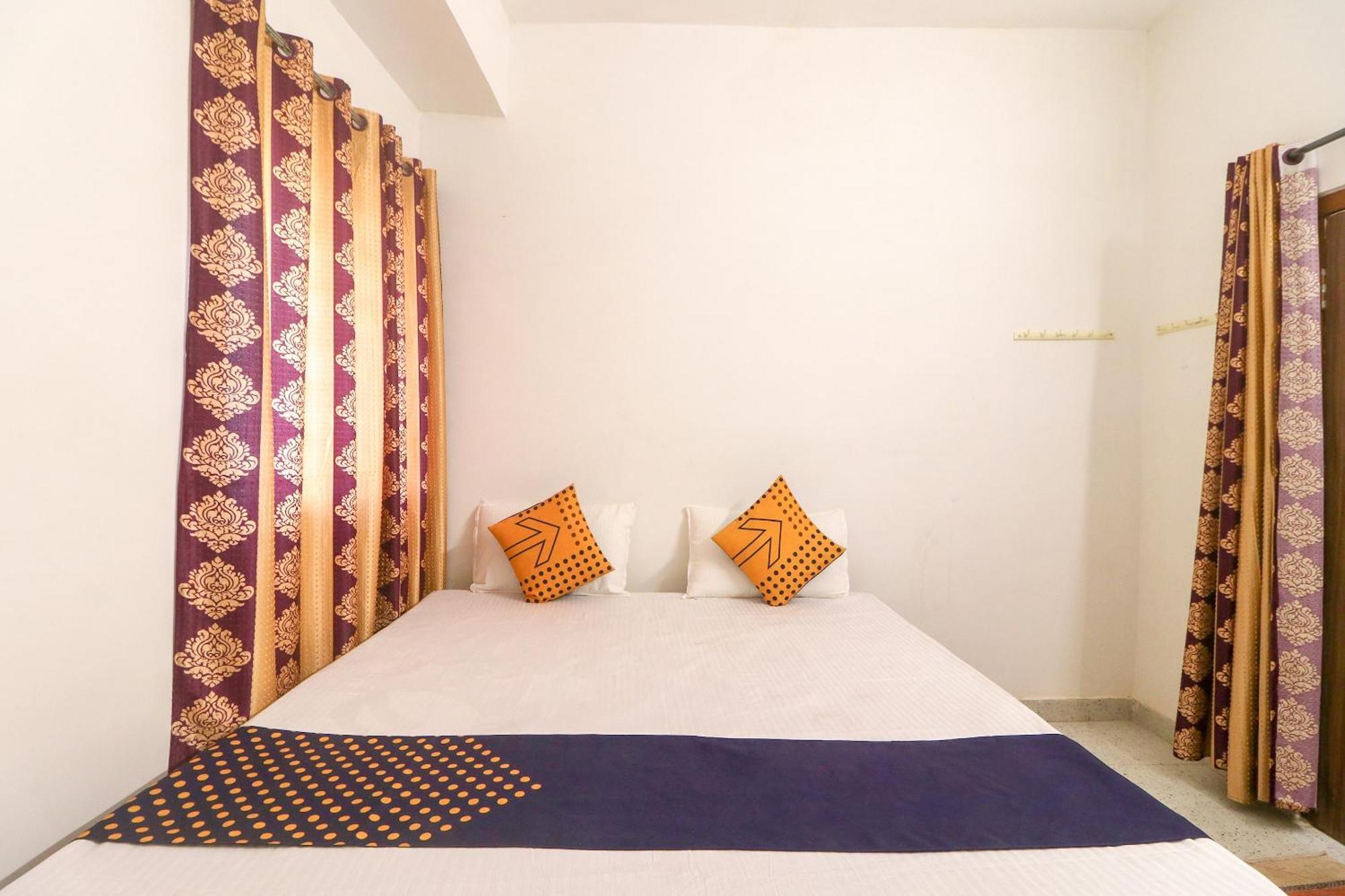 Spot On Hotel Om Kanha Bilāspur Esterno foto